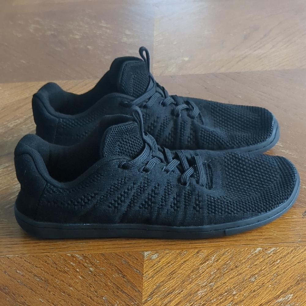 FEELGROUNDS Black Shoes - Picture 3 of 8